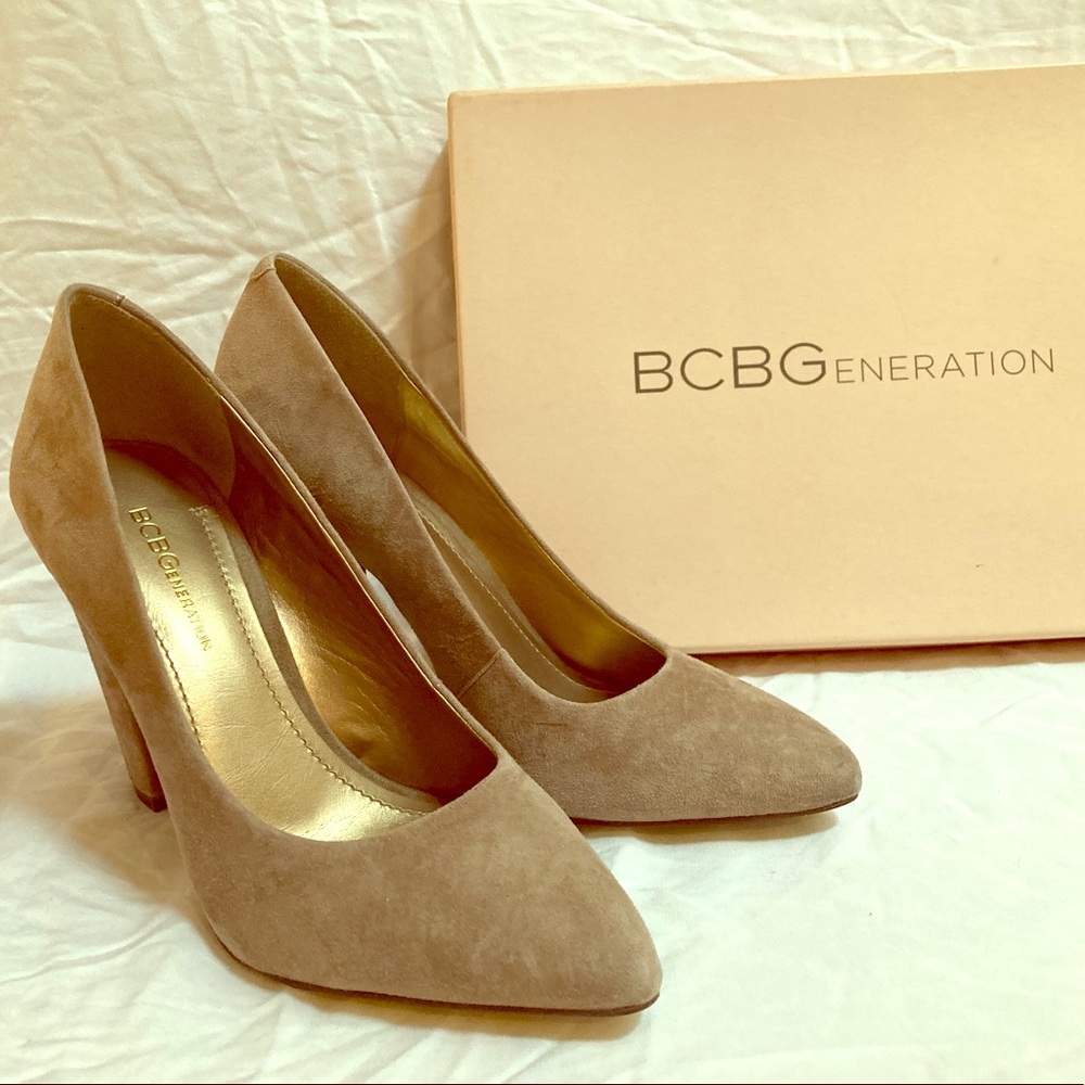 BCBGeneration Suede Taupe Pumps, size 6.5